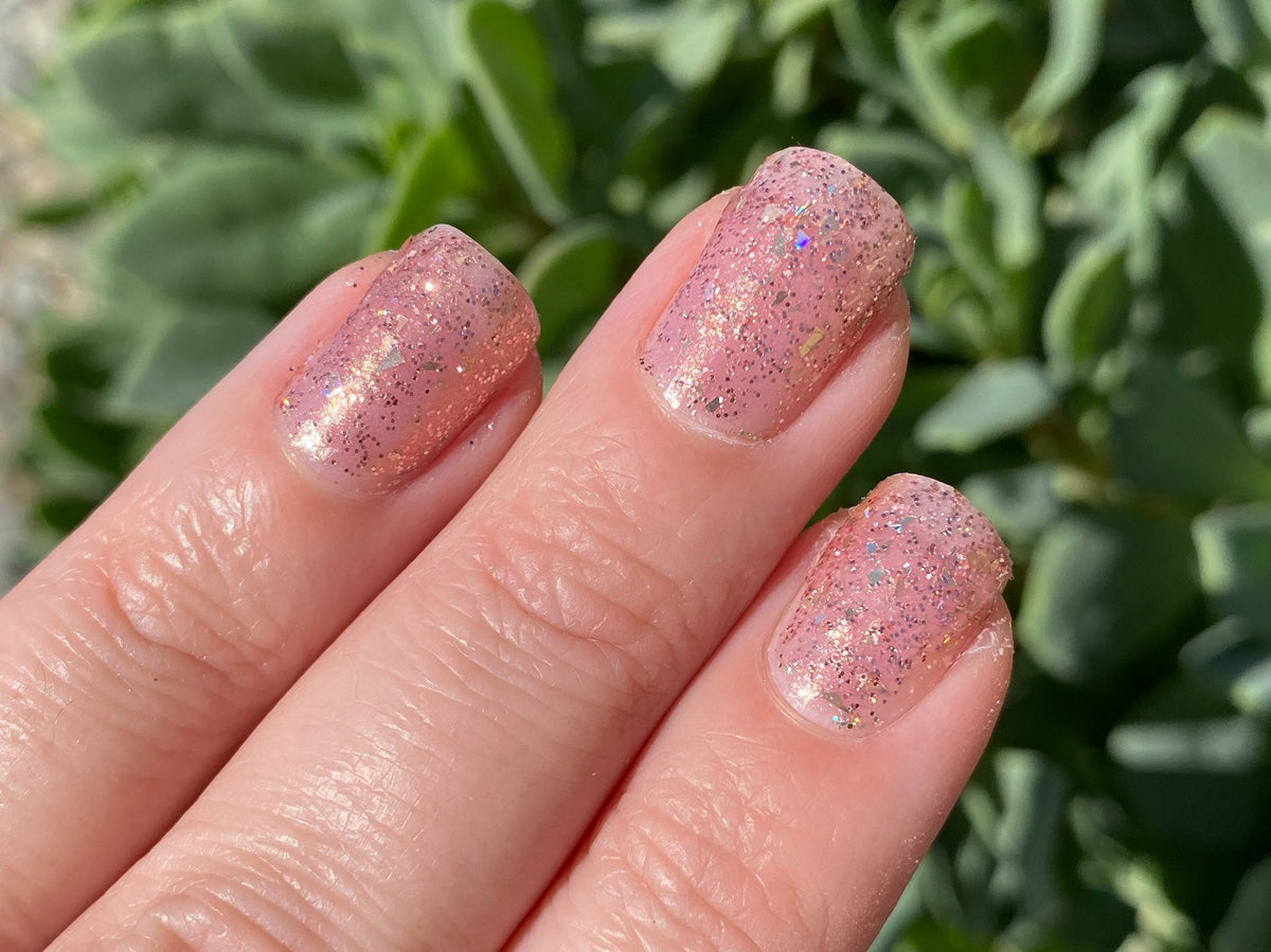 Cameleon Rosegold Chunky Glitter Gel Polish – 15ml - Nail Supplies Mumbai